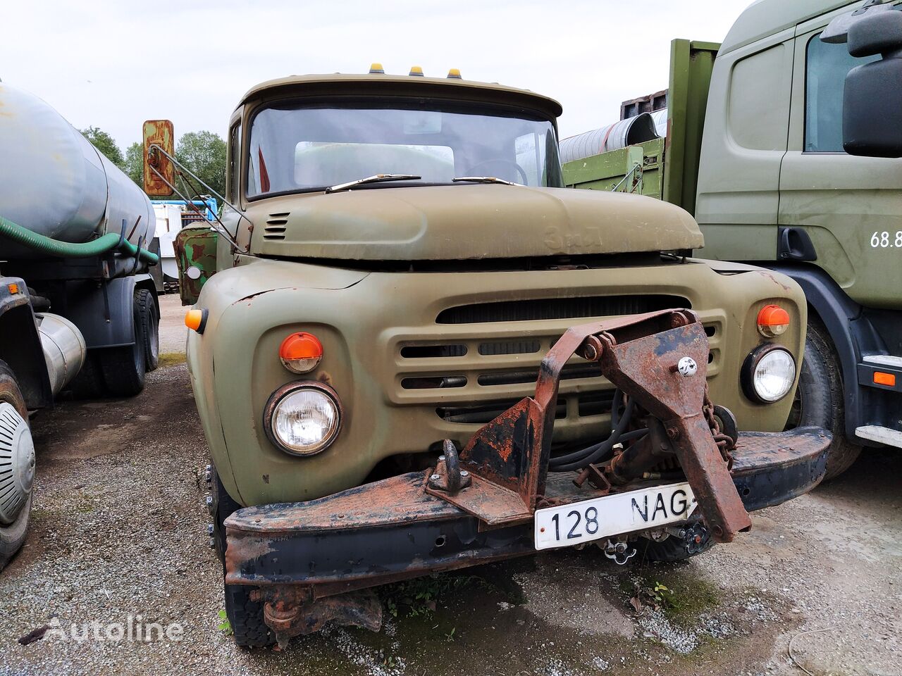 autocisterna ZIL 130