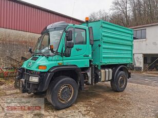 univerzálne komunálne vozidlo Mercedes-Benz Unimog U 500