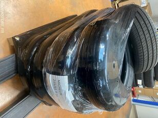 nákladná pneumatika Michelin (102 H)