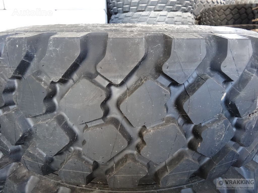 nová nákladná pneumatika Michelin 365/85R20 (13.00R20) XZL