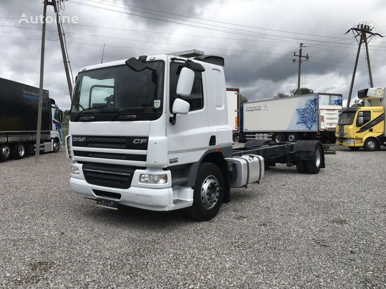 nákladné auto podvozok DAF CF 65.220
