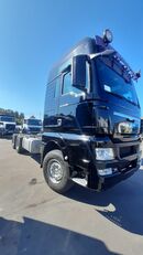 nákladné auto podvozok MAN TGX 33.680